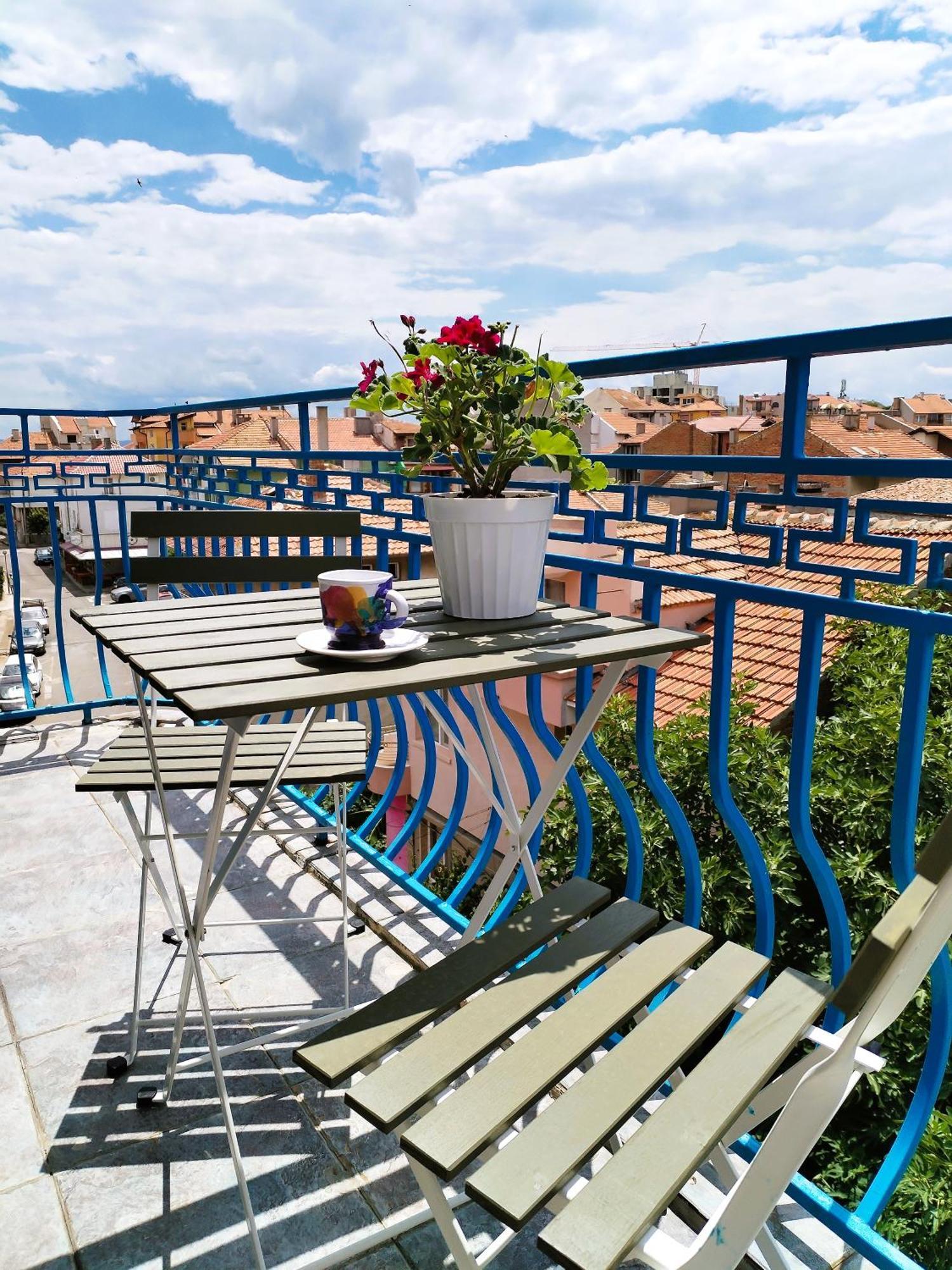 Lira Sto Apartments Pomorie Ngoại thất bức ảnh