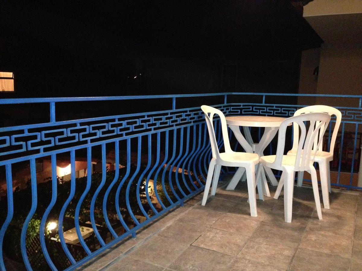 Lira Sto Apartments Pomorie Ngoại thất bức ảnh